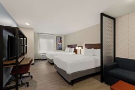 Everhome Suites El Paso Airport Near Fort Bliss