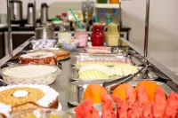 Nayru Hotel - servizio colazione