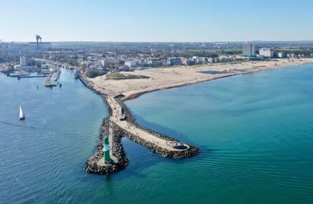 Ferienwohnung Adriana Warnemünde Отели в г. Варнемюнде