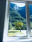 Gudvangen Budget Hotel - Bergblick