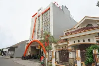 Semampir Residence by Occupied Hotel di Semolowaru