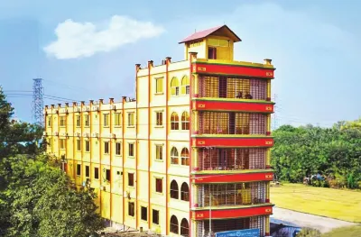 カイルル インターナショナル ホテル パブナ のホテル