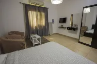 Lilly apartments
