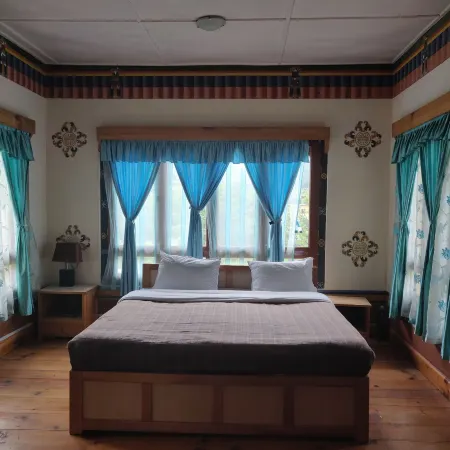 Nirvana Lodge Hoteles en Paro