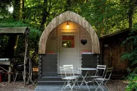 Hollington Park Glamping Hotels in Kintbury
