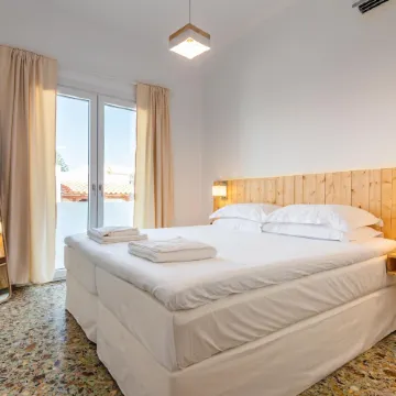 White Rock Milos Suites