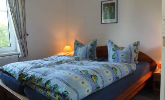 Geräumige Wohnung Mit Garten in Zingst