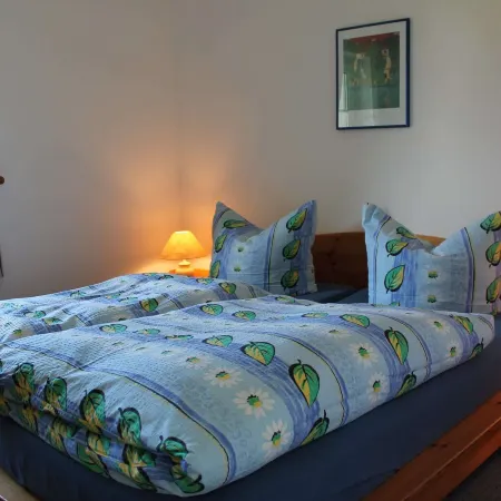 Geräumige Wohnung Mit Garten in Zingst Hotele w: Zingst