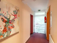 Hotel Arosa Düsseldorf Oberkassel Hotels near Oberkassel