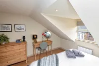 3 Bedroom House - a Very British Place to Stay - Near City Centre ! - Bungalows