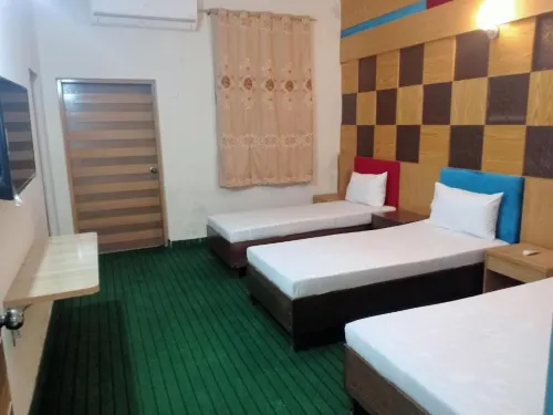 Shadman Hotel