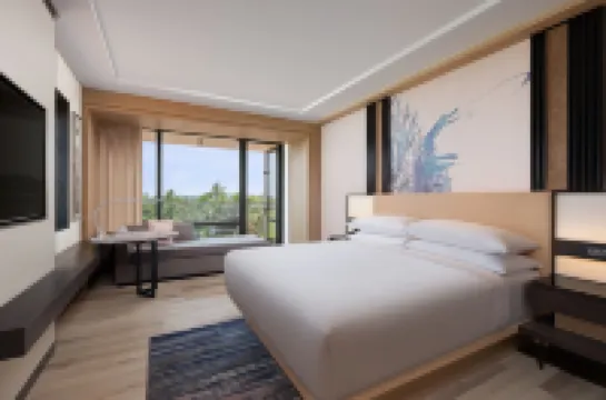 Courtyard Goa Colva Hotels in Colva