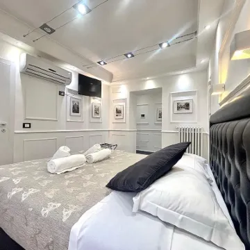 Locanda Parlamento Hotels near Piazza Cavour