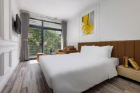 Hanoi Center View Hotel and Spa Hotels near Houng Sen