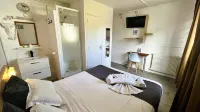 Hôtel Opal'Oriental Hotels in Isques