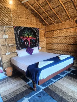 Hampi Natures Cottage Hotels in Sanapur