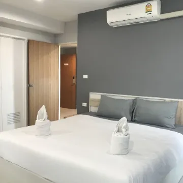 Ploen Ploen Residence