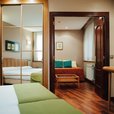 Hotel Carreño Hotels near Cathedral of San Salvador
