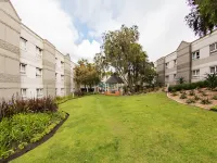 City Lodge Hotel Pinelands Hoteles cerca de Estadio Athlone