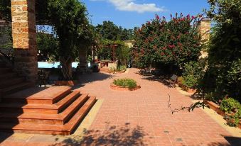 Mouzaliko Guesthouse Mansion