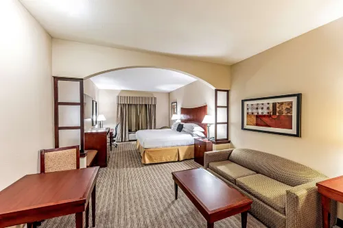 Red Lion Inn & Suites Mineral Wells Hotels in Mineral Wells