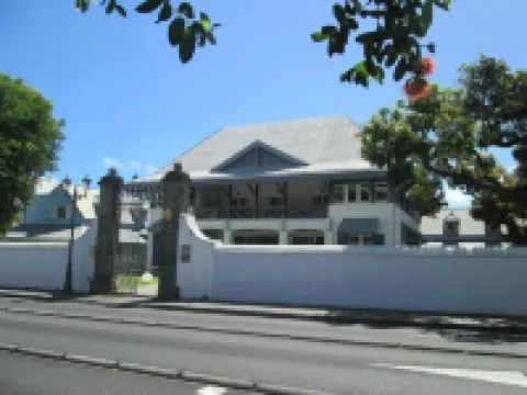 Hôtel du Centre Hotels near Cathedral Of Saint Denis Reunion