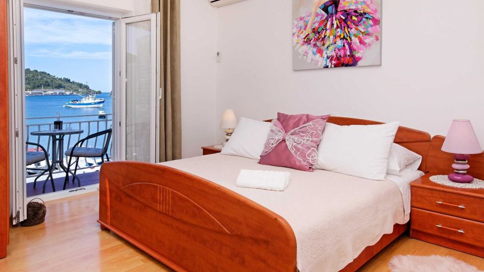 Sunshine Apartment Doda
