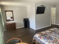 Sun Valley Inn Hotels in Pleasant Hill