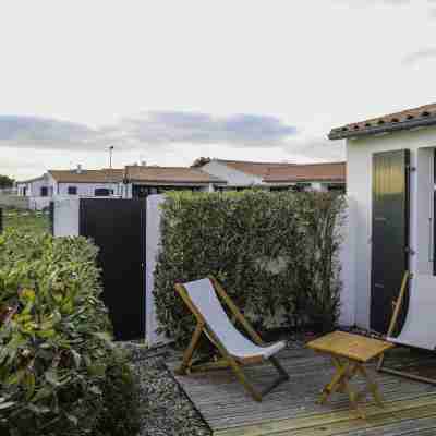 Les Vignes de la Chapelle, The Originals Relais Hotel Exterior