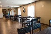 Distill-Inn - breakfast