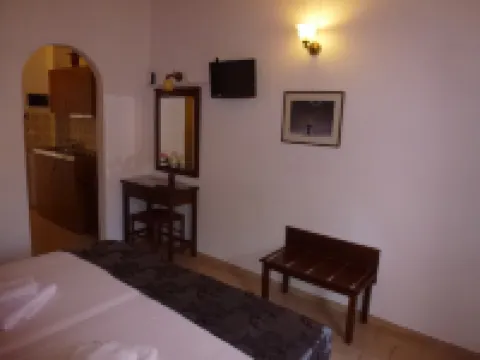 Galini Studios Hotels in Benitses