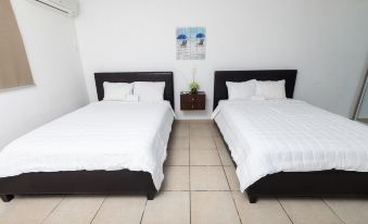 Red Sunset Beach Club