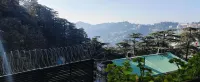 Marina- Shimla First Designer Boutique Hotel - vue sur la montagne