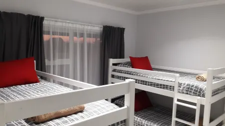 Little Sister's Отели рядом с достопримечательностью «Addo Elephant Safaris»