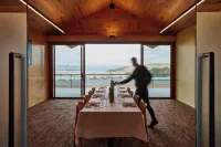 Iron Creek Bay Estate Hotels in Dunalley