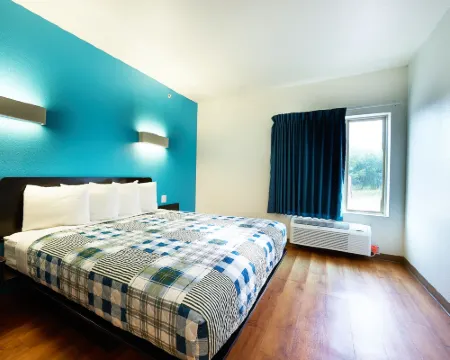 Emblaze Hotel Hotels in Three Rivers