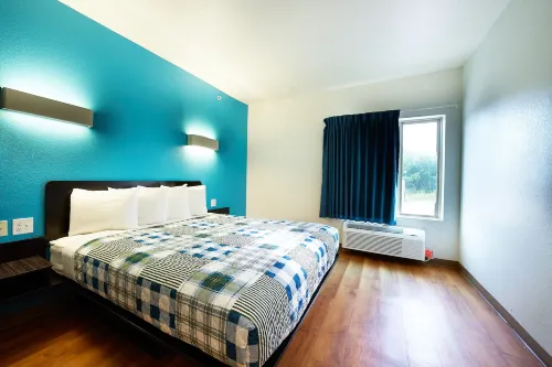 Emblaze Hotel