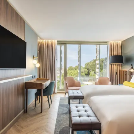 Renaissance Porto Lapa Hotel