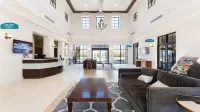 Luxurious Villa with Resort-Style Amenities