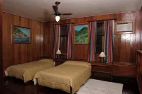 Hotel du Lac Macaé Hotels in Макае