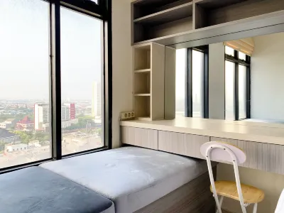 Cozy and Comfort 2Br at Pollux Chadstone Apartment Hotell i Ciantra