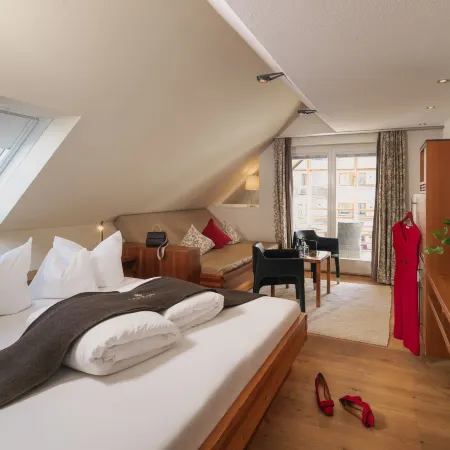Hotel Goldener Adler - im Sommer Silvretta Premium Card Inkludiert