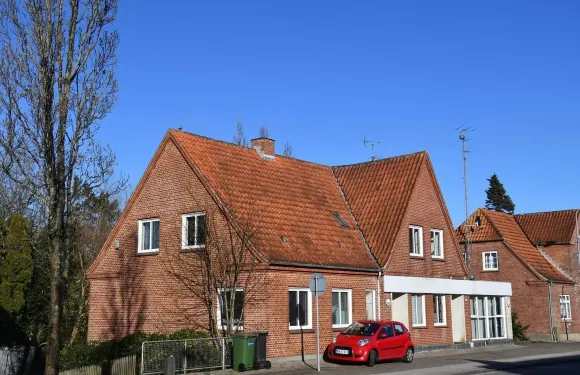 可愛的小鎮公寓 - 可住5人，帶停車位和花園