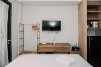 Homey and Enjoy Living Studio Transpark Bintaro Apartment Hotell i Pondok Jaya