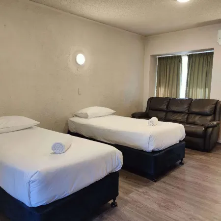 Kings Court Motor Lodge