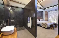 Naka Lodge