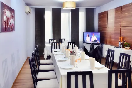 Hotel President Отели в г. Тимишоара