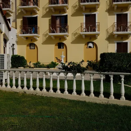 Karavados Beach Hotel