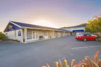 AAA Thames Court Motel Hotel a Oamaru
