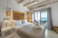 Blue Waves Suites & Apartments - to Kyma Hotels in Chrissi Akti